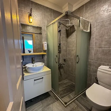 Motel Erguel Küçükkuyu